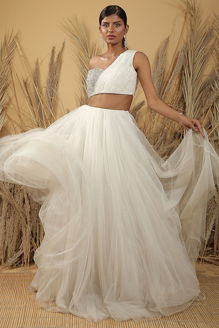 White Tulle Net Skirt Set by MANISHA SONI at Pernia's Pop Up Shop