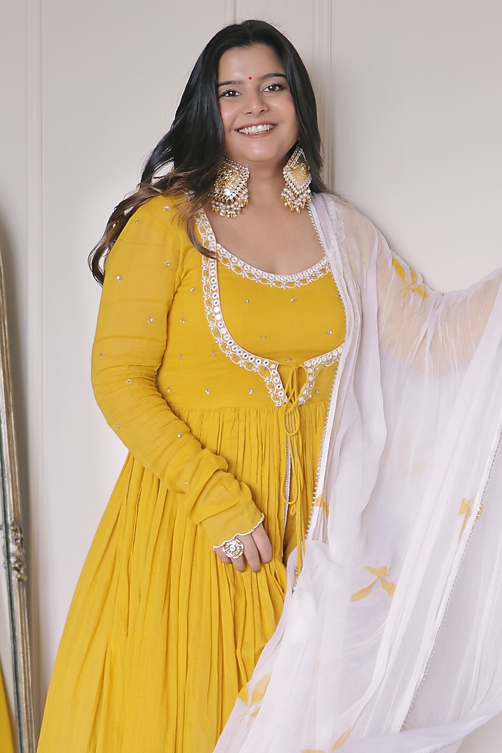 Mustard Cotton Hand Embroidered Anarkali Set by MANISHA SONI at Pernia's Pop Up Shop