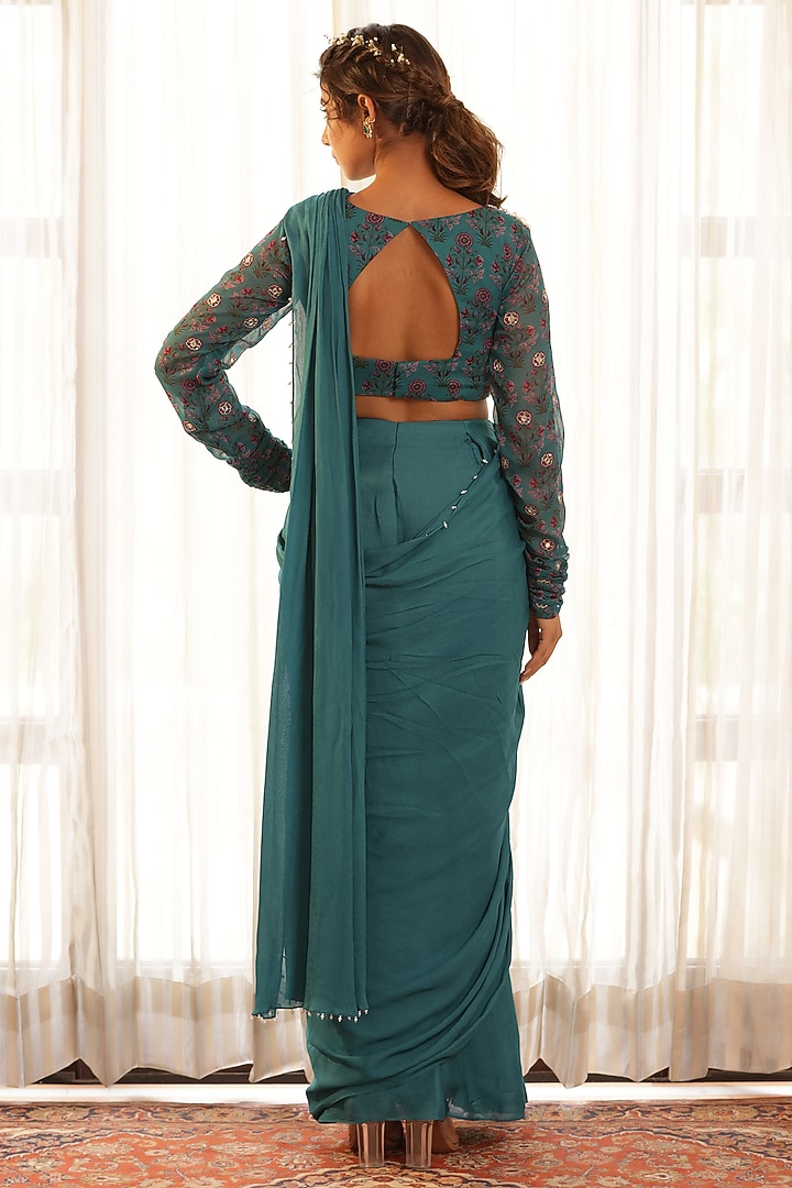 Green Chiffon & Georgette Pre-Draped Party Wear Saree Set by MANISHA SONI at Pernia's Pop Up Shop