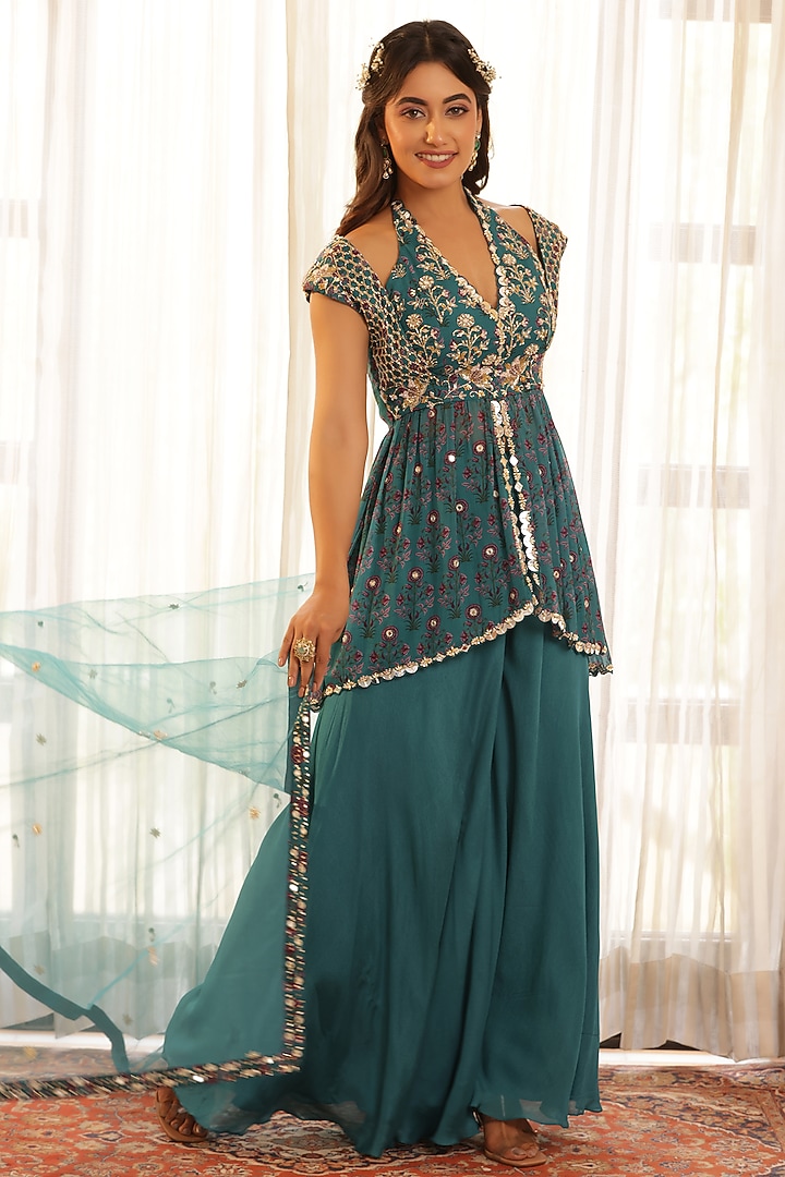 Green Chinon & Chiffon Flared Pant Set by MANISHA SONI at Pernia's Pop Up Shop