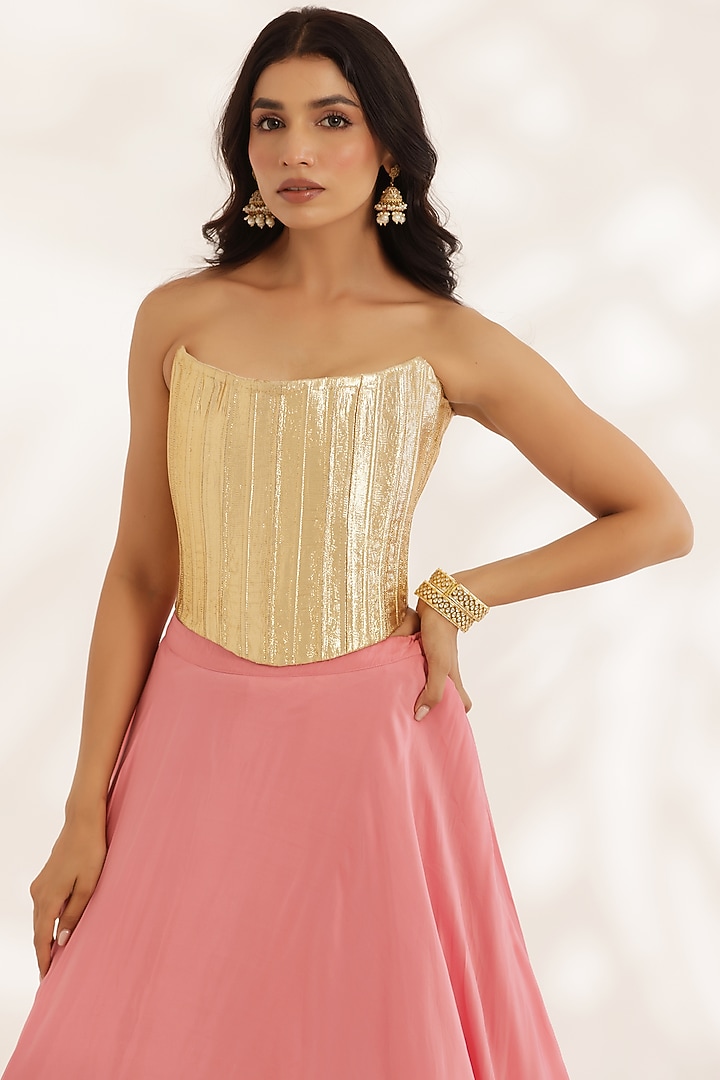 Coral Peach Natural Crepe Lehenga Set by MANISHA SONI at Pernia's Pop Up Shop