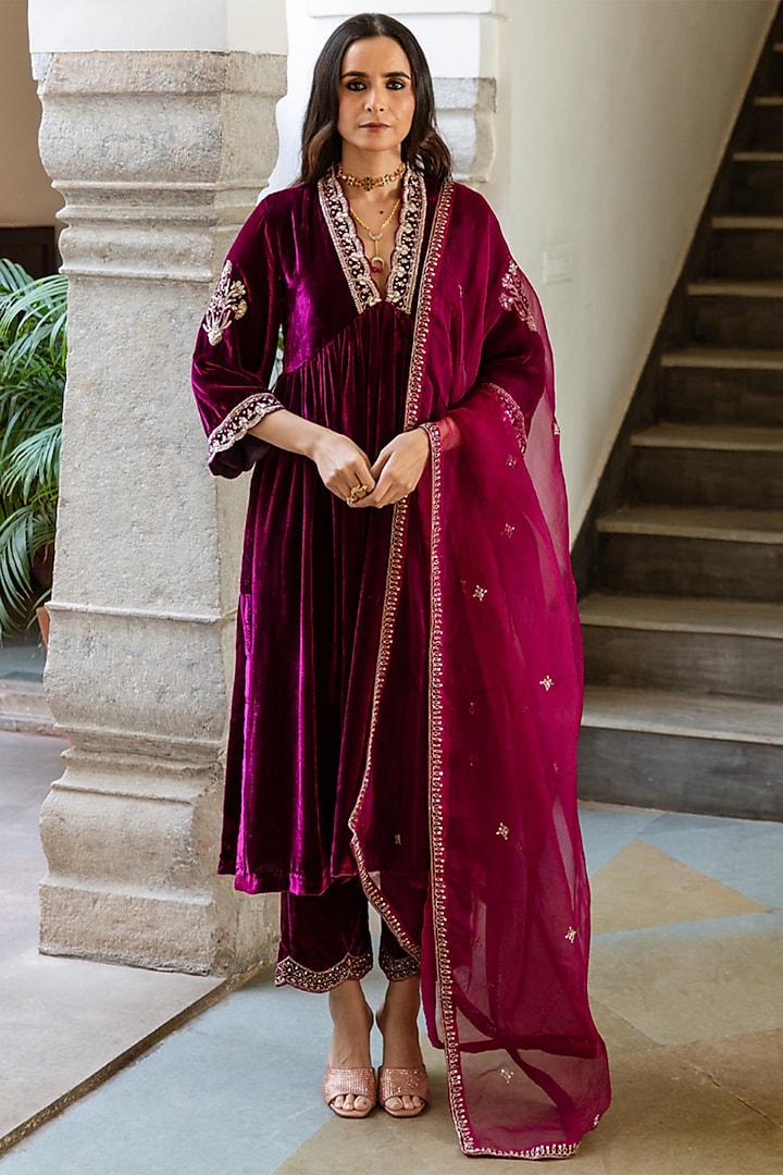 Purple Velvet Silk Zardosi & Boota Embroidered Hand-Dyed Kurta Set by Maison Shefali at Pernia's Pop Up Shop