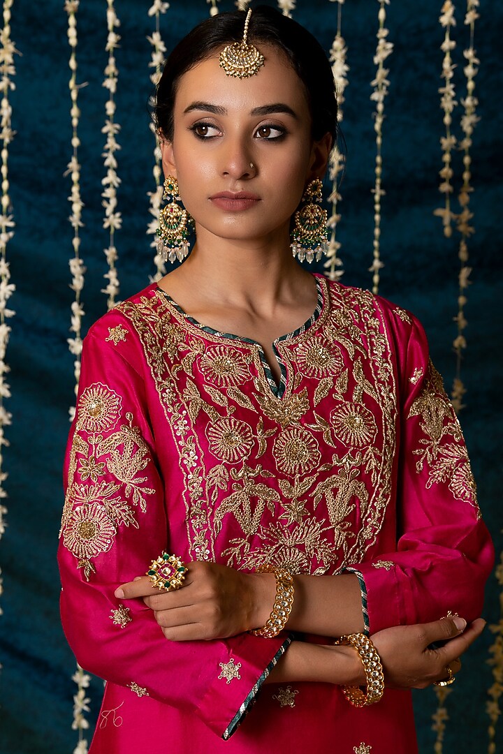 Pink Chanderi Silk Hand Embroidered Kurta Set by Maison Shefali at Pernia's Pop Up Shop