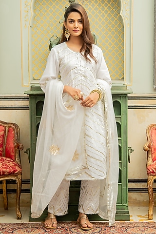 White Embroidered Kurta Set by Maison Shefali