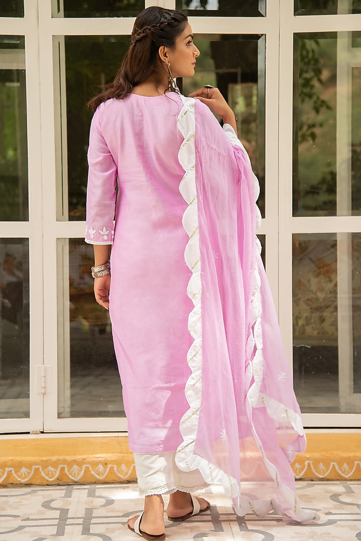 Baby Pink Mirror Embroidered Kurta Set by Maison Shefali at Pernia's Pop Up Shop