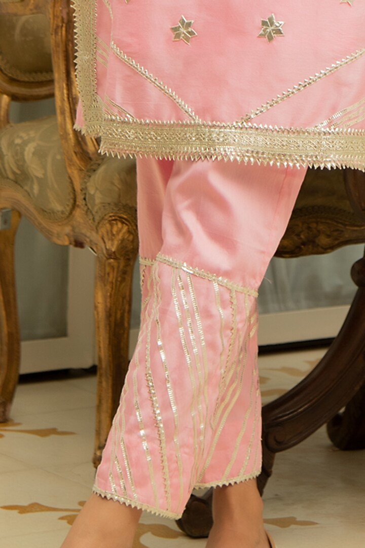 Pink Gota Embroidered Kurta Set by Maison Shefali at Pernia's Pop Up Shop