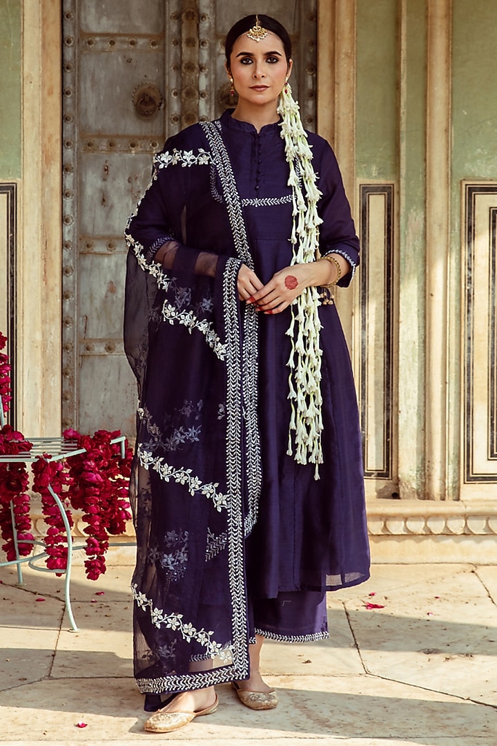 Deep Violet Chanderi Silk Zardosi & Kanchli Work Kurta Set by Maison Shefali at Pernia's Pop Up Shop