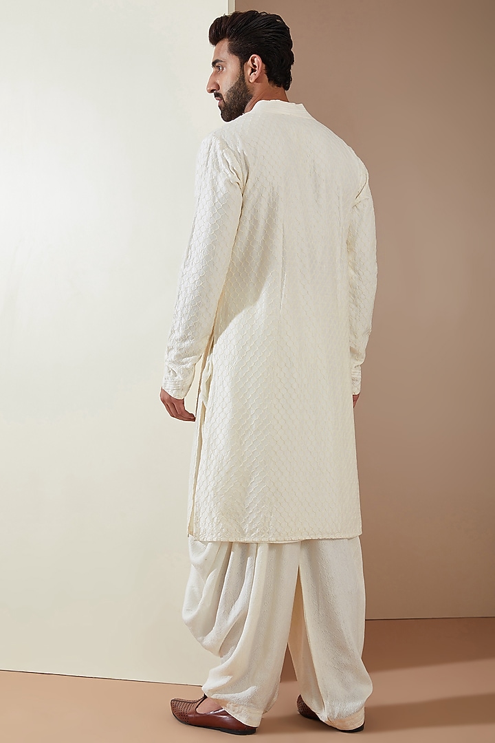 Off-White Cotton Silk Kurta Set by MS attire at Pernia's Pop Up Shop