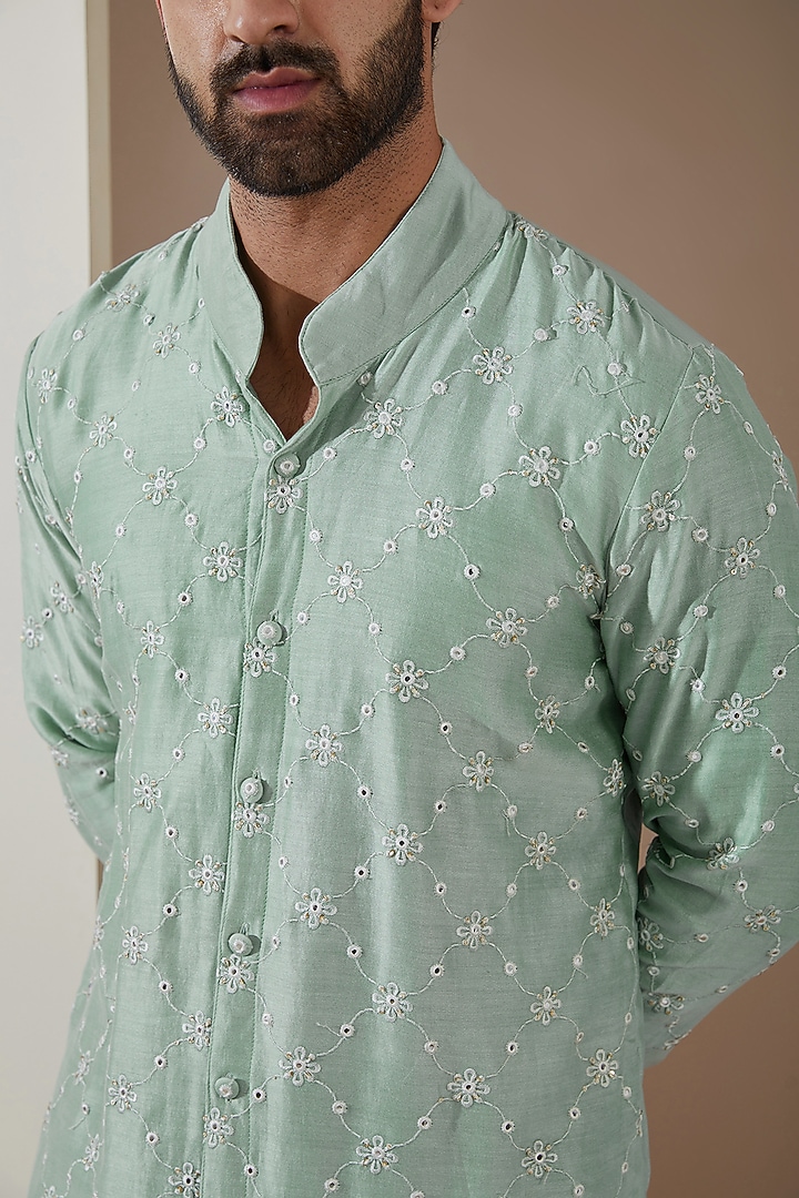 Light Grey Cotton Silk Mirror Embroidered Kurta Set by MS attire at Pernia's Pop Up Shop