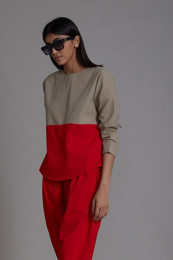 Beige & Red Cotton Color Blocked Top by Mati at Pernia's Pop Up Shop