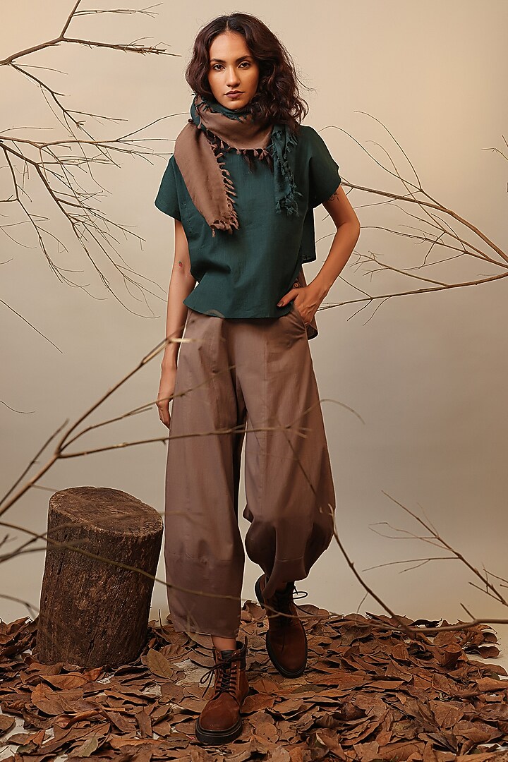Green & Beige Cotton Color-Blocked Co-Ord Set by Mati at Pernia's Pop Up Shop