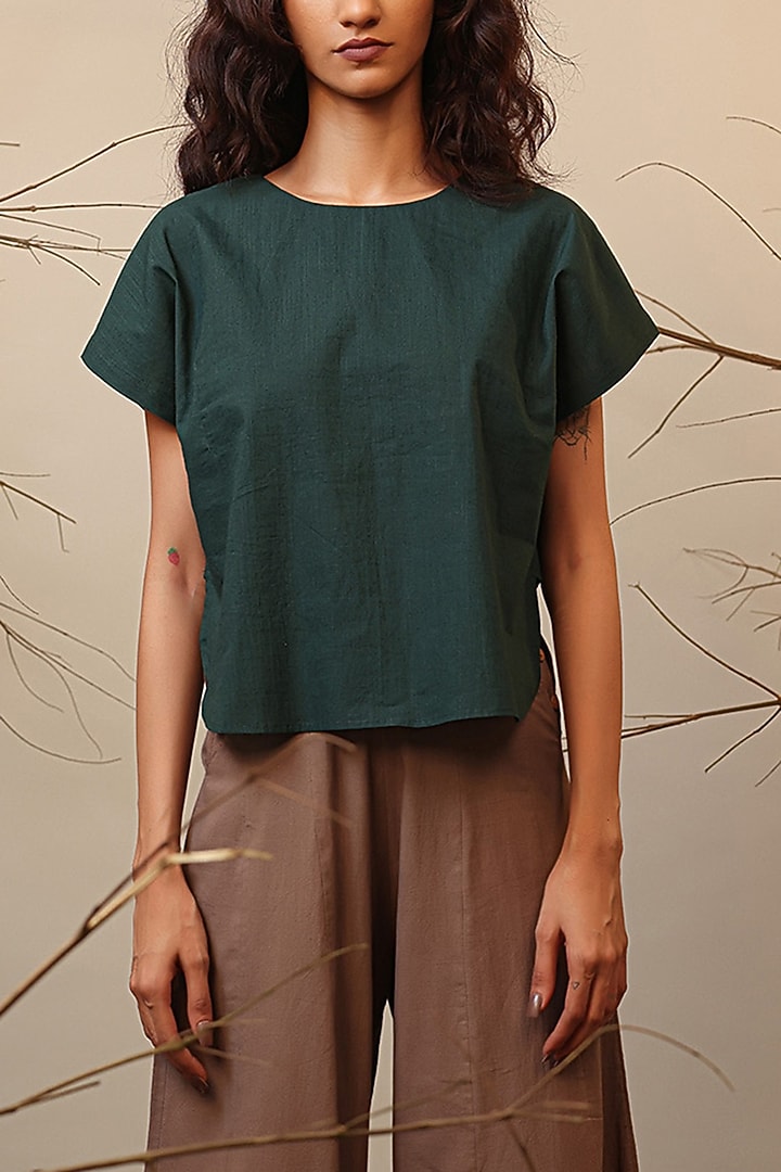 Green & Beige Cotton Color-Blocked Co-Ord Set by Mati at Pernia's Pop Up Shop
