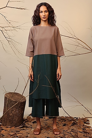 Beige & Green Cotton Color-Blocked Tunic Set by Mati