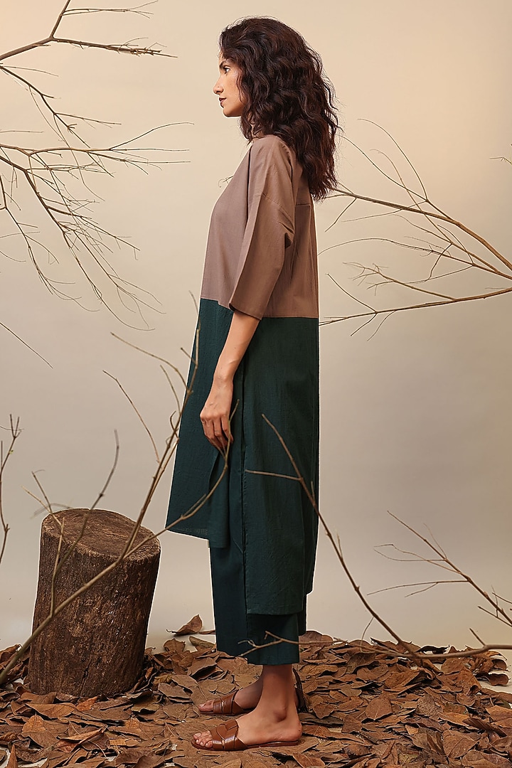 Beige & Green Cotton Color-Blocked Tunic Set by Mati at Pernia's Pop Up Shop