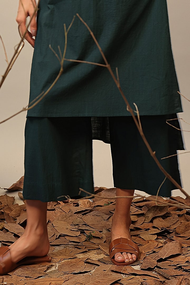 Beige & Green Cotton Color-Blocked Tunic Set by Mati at Pernia's Pop Up Shop