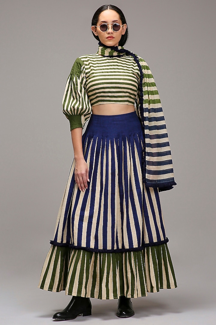 Off-White Handwoven Cotton Stripe Printed Stole by Mati at Pernia's Pop Up Shop