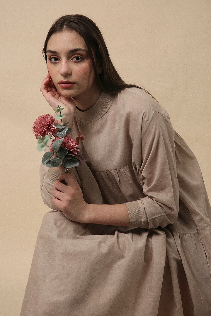 Sand-Colored Handspun Cotton Mul Co-ord Set by Mati at Pernia's Pop Up Shop