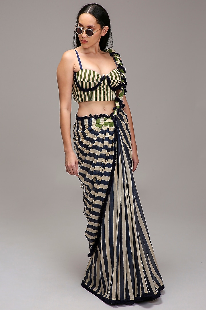 Off-White Handwoven Cotton Stripe Printed Jacket Wedding Saree Set by Mati at Pernia's Pop Up Shop