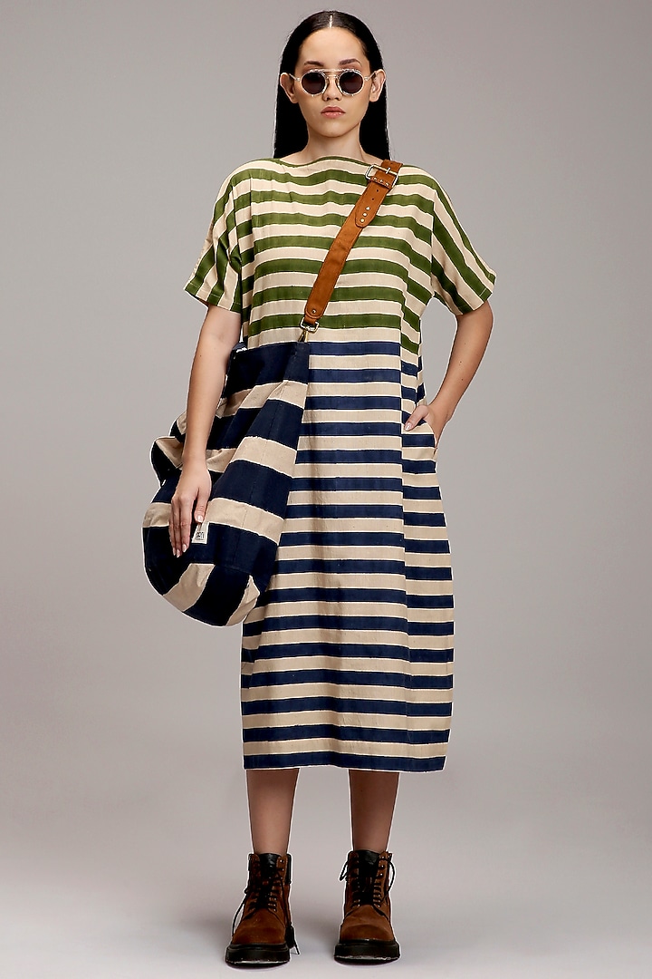 Off-White Handwoven Cotton Block Printed Tote Bag by Mati at Pernia's Pop Up Shop