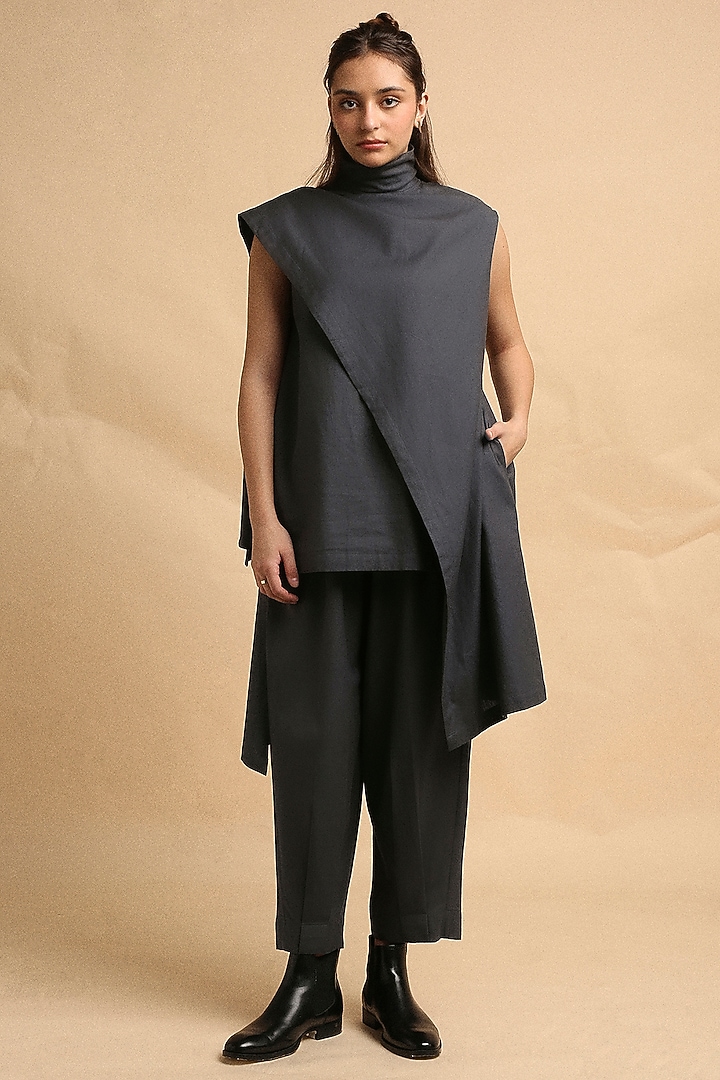 Ash Grey Cotton Tunic Set by Mati at Pernia's Pop Up Shop