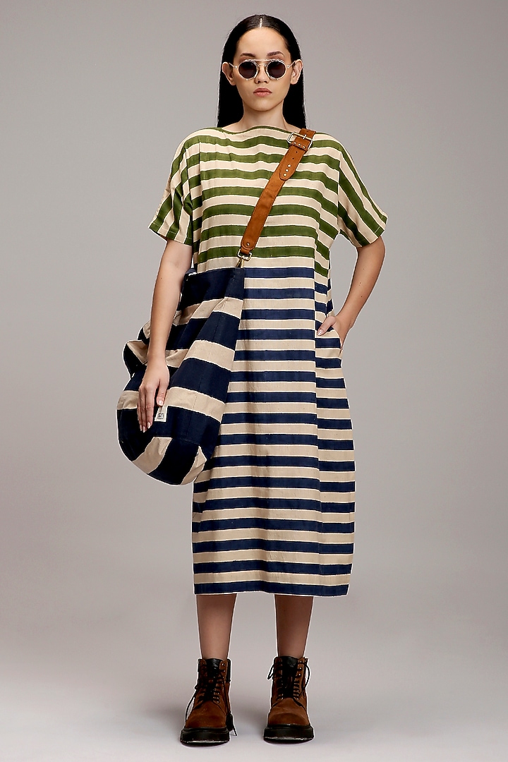 Off-White Handwoven Cotton Hand-Block Printed Summer Dress by Mati at Pernia's Pop Up Shop