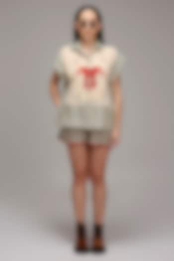 Off-White & Blue Cotton Printed Shorts by Mati at Pernia's Pop Up Shop