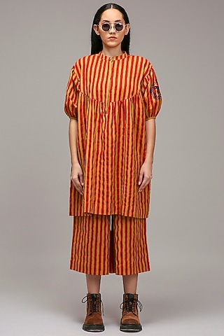 Tan Brown Handwoven Cotton Printed Capri Pants by Mati