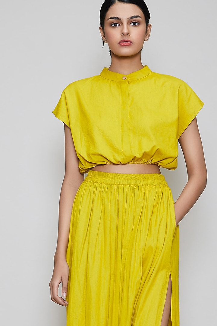 Yellow Crop Top With Balloon Sleeves by Mati