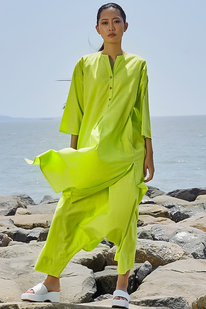 Neon Green Cotton High-Low Tunic Design by Mati at Pernia's Pop Up Shop 2023