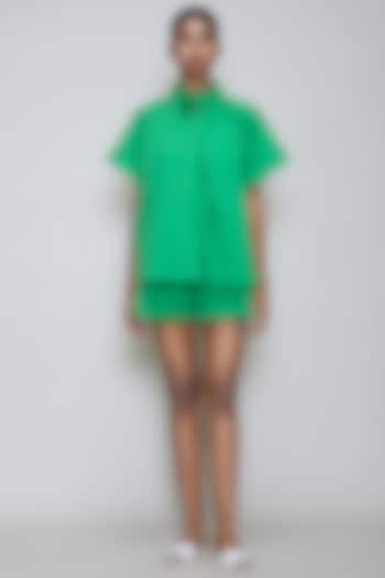 Green Handwoven Cotton Shirt With Shorts by Mati