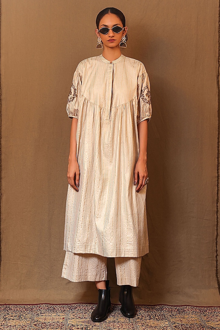 Off-White Handspun Cotton Metallic Printed & Zardosi Hand Embroidered Tunic by Mati at Pernia's Pop Up Shop