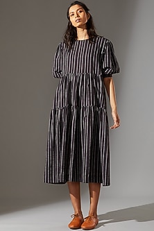 product-color-Black