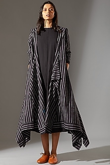 product-color-Black