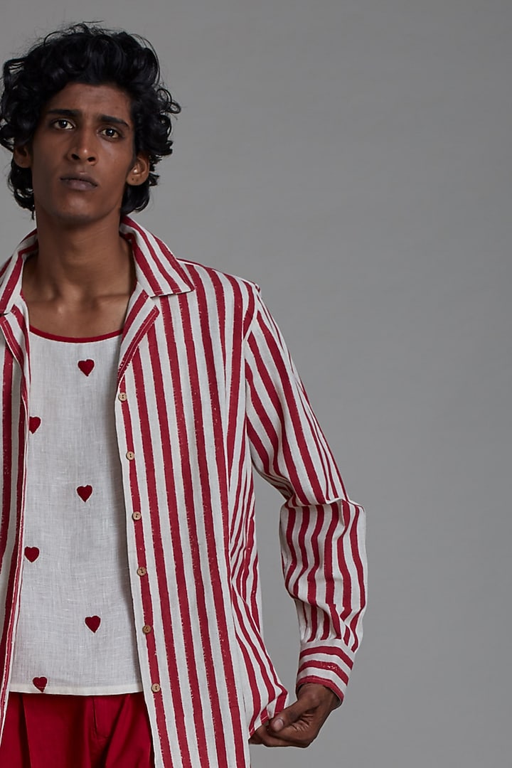 Oatmeal-Colored & Red Cotton Handwoven Co-Ord Set by Mati Men at Pernia's Pop Up Shop