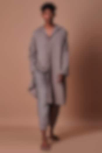 Grey Handwoven Cotton Handblock Printed Hooded Kurta Set by Mati Men at Pernia's Pop Up Shop