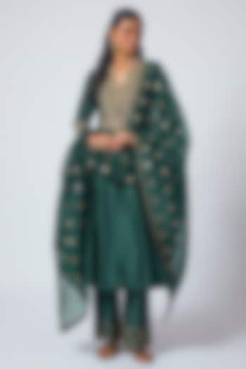Bottle Green Chanderi Silk Resham Embroidered Kurta Set by Matsya at Pernia's Pop Up Shop