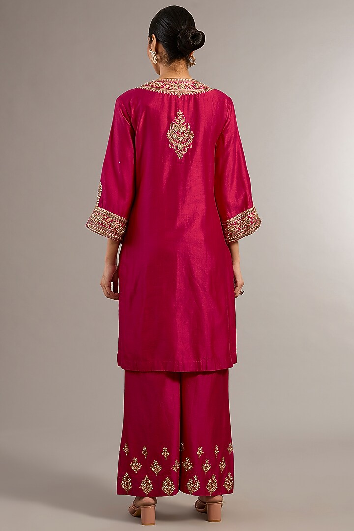 Rani Pink Chanderi Silk Hand Embroidered Kurta Set by Matsya at Pernia's Pop Up Shop
