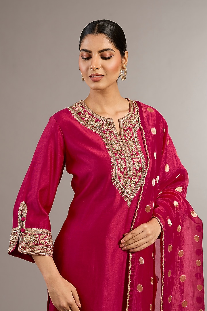 Rani Pink Chanderi Silk Hand Embroidered Kurta Set by Matsya at Pernia's Pop Up Shop