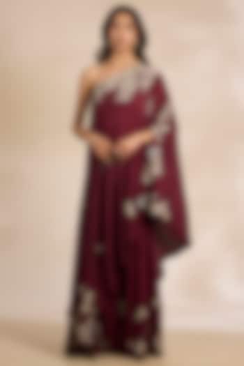 Scarlet Chanderi Silk Resham Embroidered Cape Set by Matsya at Pernia's Pop Up Shop