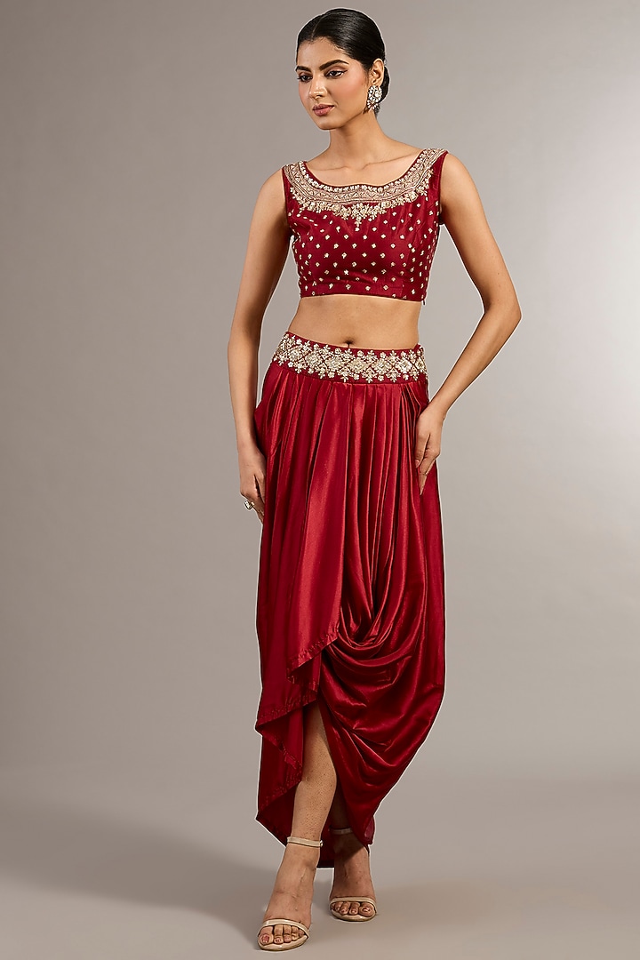 Red Soft Georgette Organza Aari Embroidered Cape Set by Matsya at Pernia's Pop Up Shop