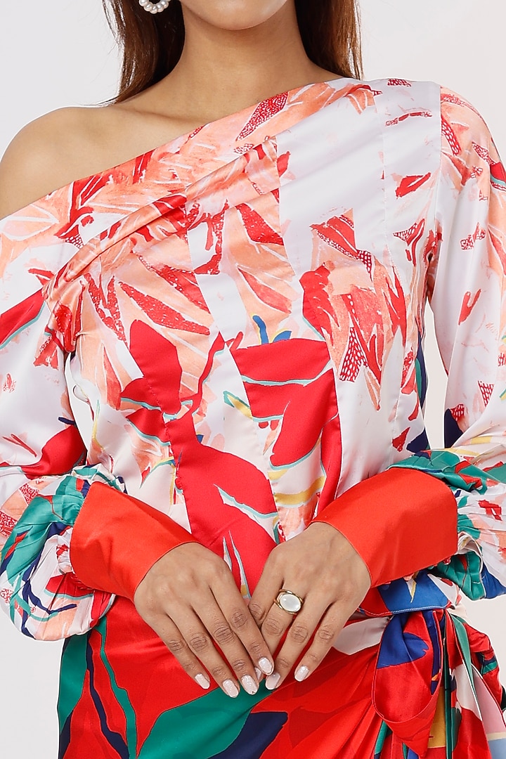 Red Printed Skirt Set by Mandira Wirk - Resort at Pernia's Pop Up Shop