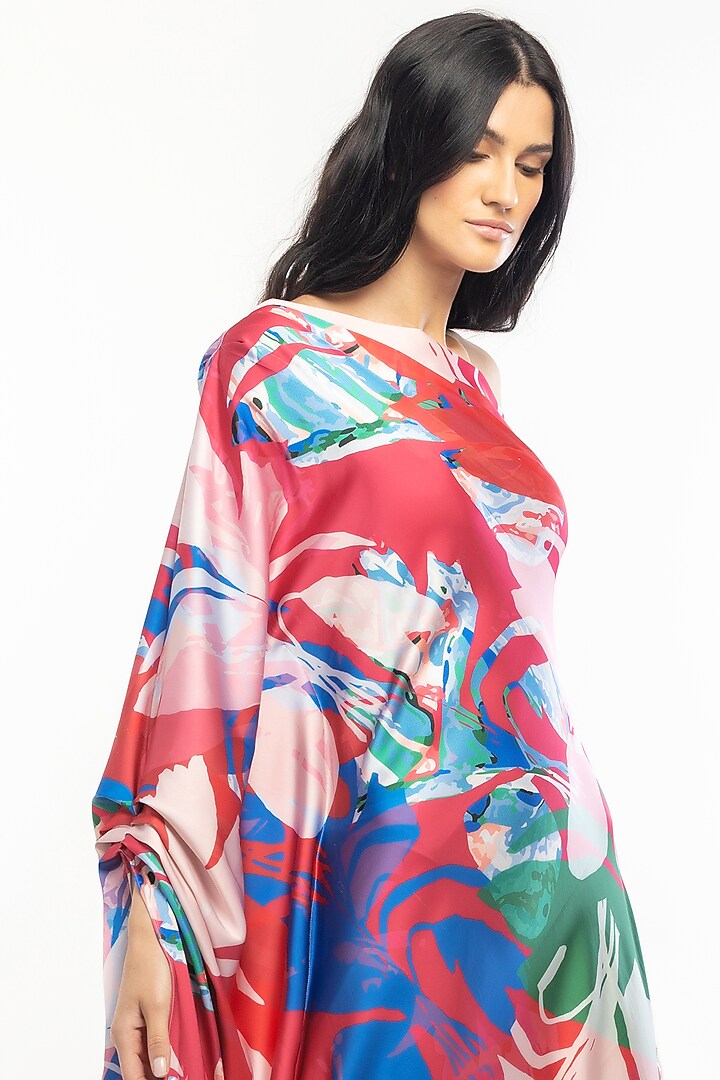 Red & Beige Printed Kaftan by Mandira Wirk - Resort at Pernia's Pop Up Shop