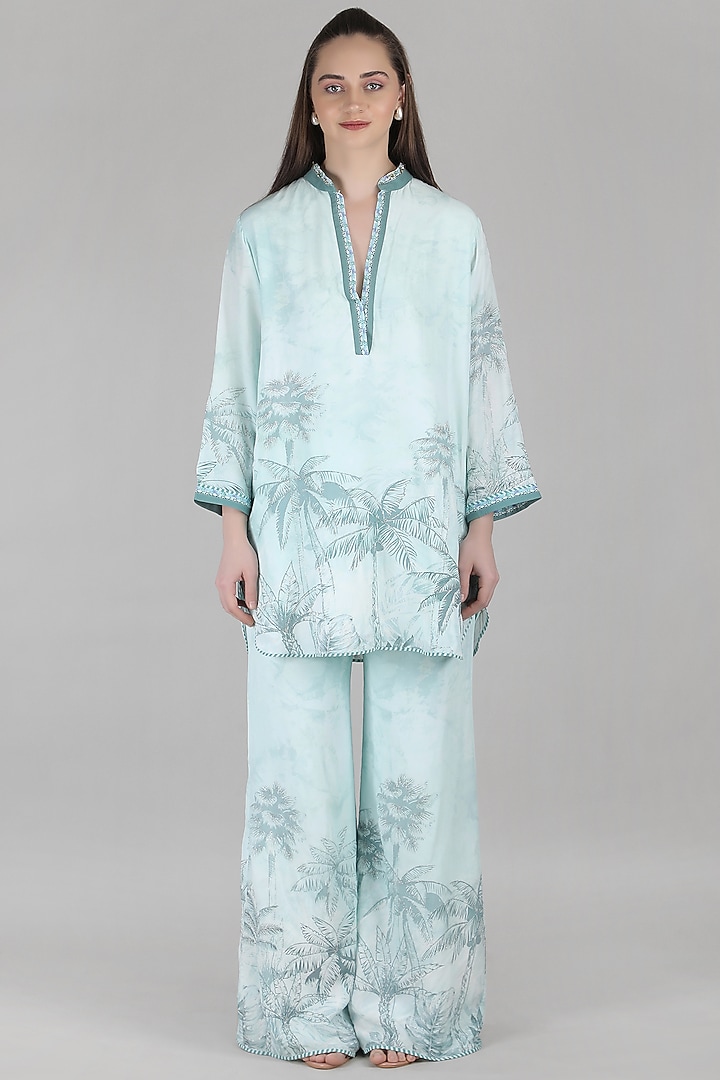 Turquoise Viscose Crepe Printed Co-Ord Set by Mandira Wirk - Resort at Pernia's Pop Up Shop