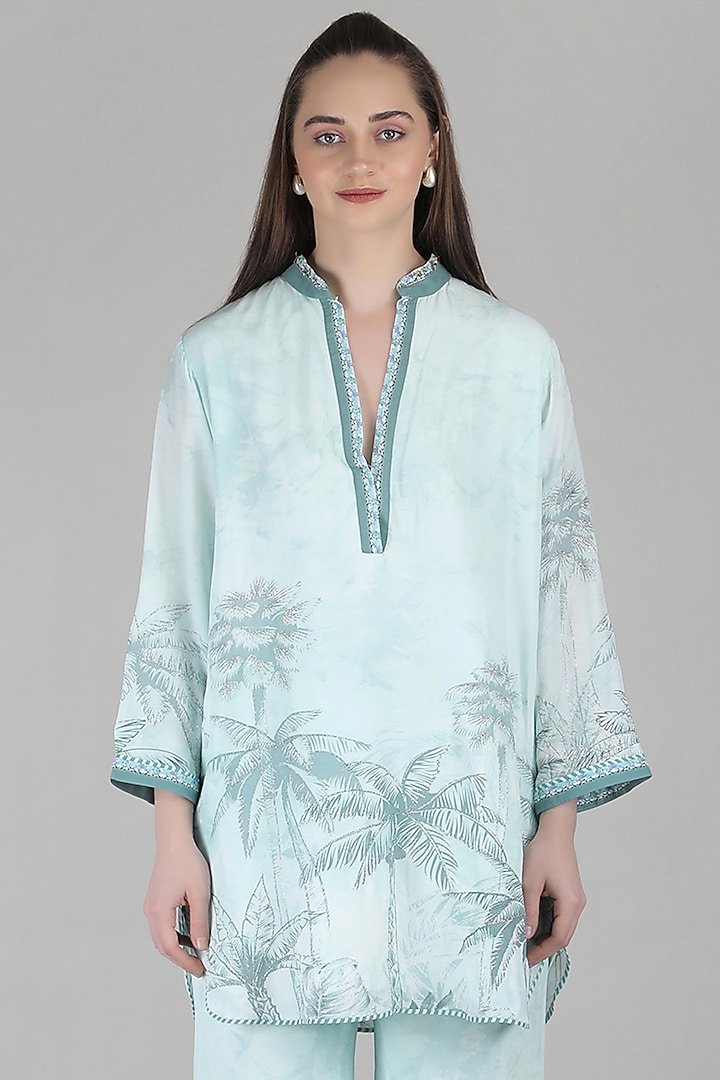 Turquoise Viscose Crepe Printed Co-Ord Set by Mandira Wirk - Resort at Pernia's Pop Up Shop