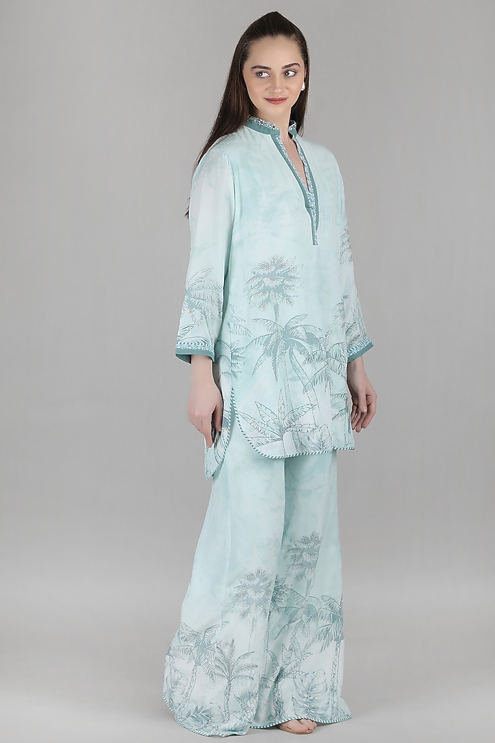 Turquoise Viscose Crepe Printed Co-Ord Set by Mandira Wirk - Resort at Pernia's Pop Up Shop