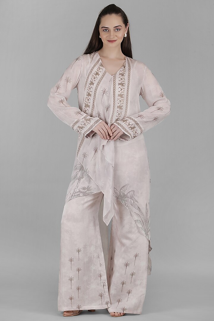 Ivory Viscose Chiffon & Cotton Linen Embroidered Kurta Set by Mandira Wirk - Resort at Pernia's Pop Up Shop