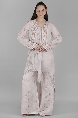 Ivory Viscose Chiffon & Cotton Linen Embroidered Kurta Set by Mandira Wirk - Resort