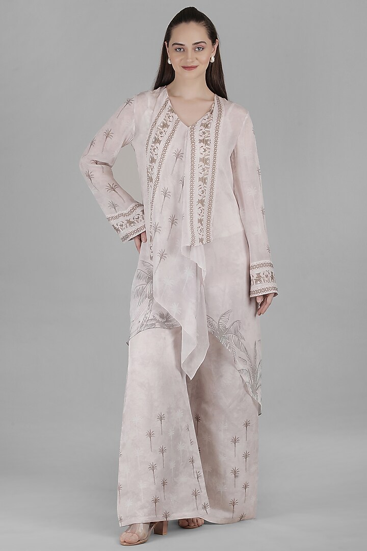 Ivory Viscose Chiffon & Cotton Linen Embroidered Kurta Set by Mandira Wirk - Resort at Pernia's Pop Up Shop