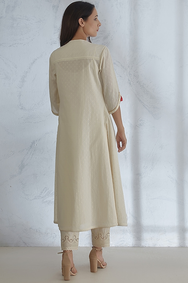 Off White Pintuck Kurta With Straight Pants by Mandira Wirk - Indian at Pernia's Pop Up Shop