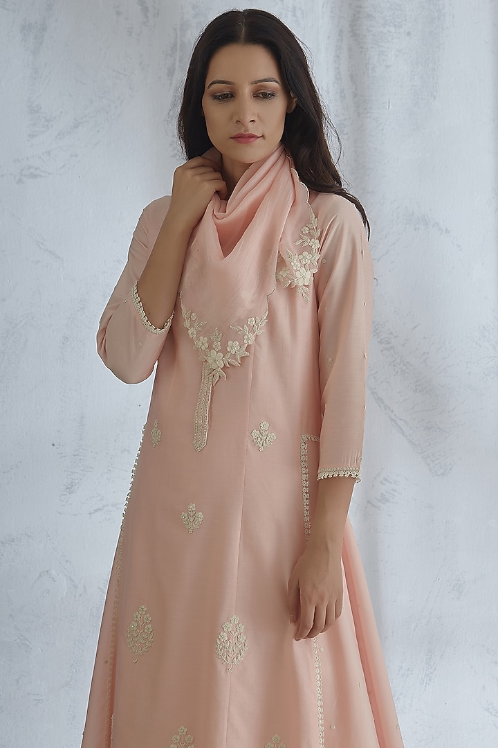 Pink Dori & Pearl Embroidered Kurta Set by Mandira Wirk - Indian at Pernia's Pop Up Shop